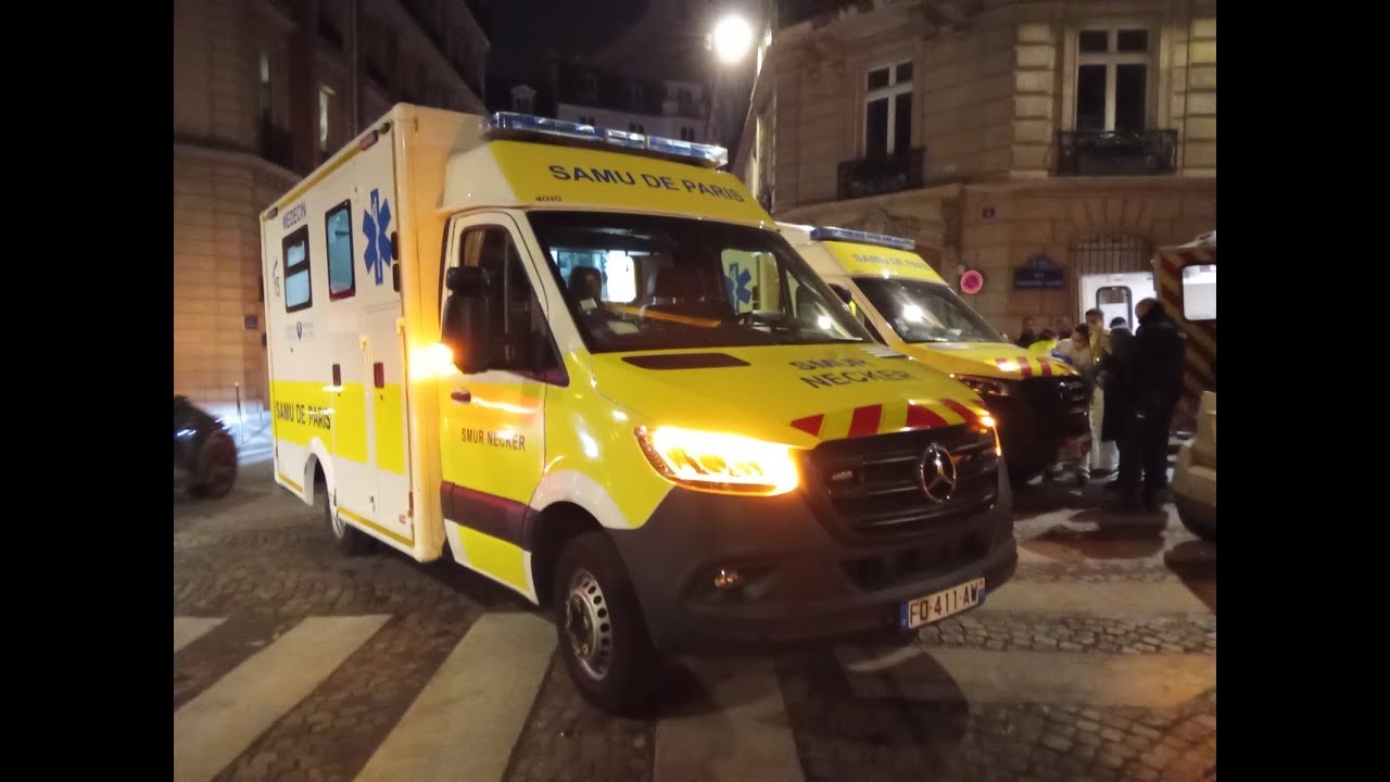 Ambulance du Samu en Urgence dans Paris