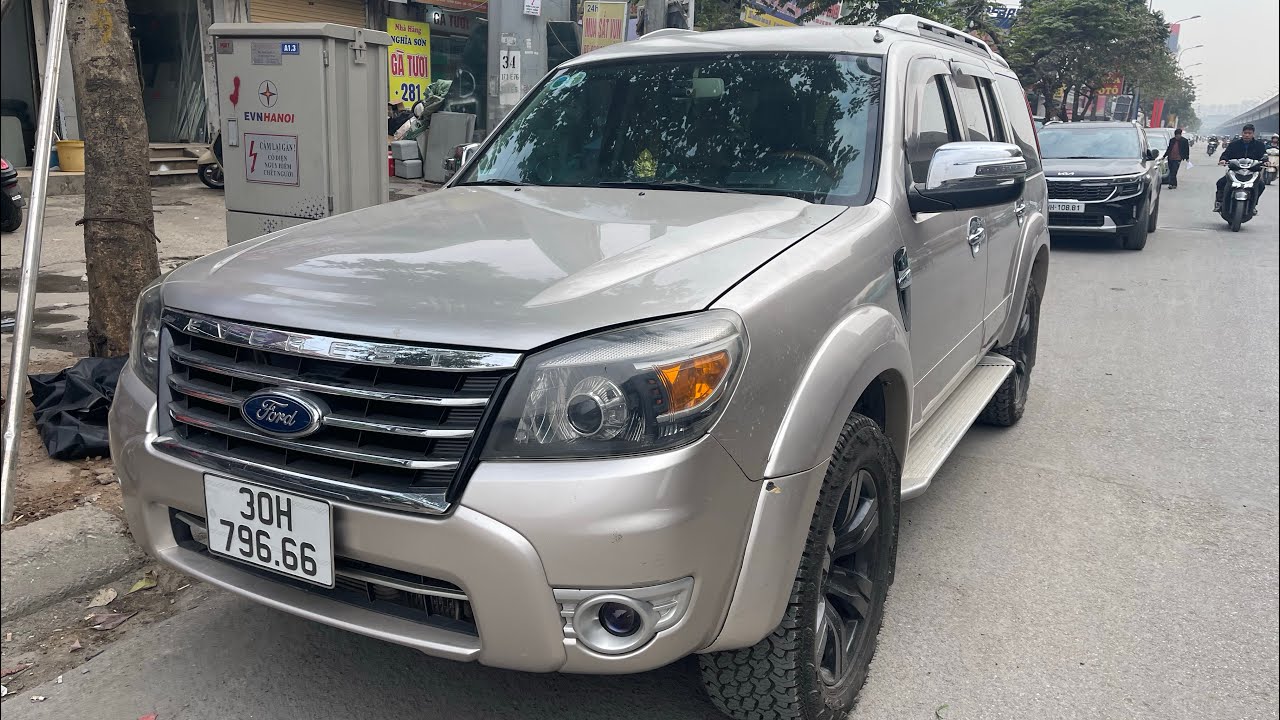 Ford Everest 2010 limited máy dầu số tự động đẹp hiếm,máy zin thân vỏ zin,độ full mấy chục triệu