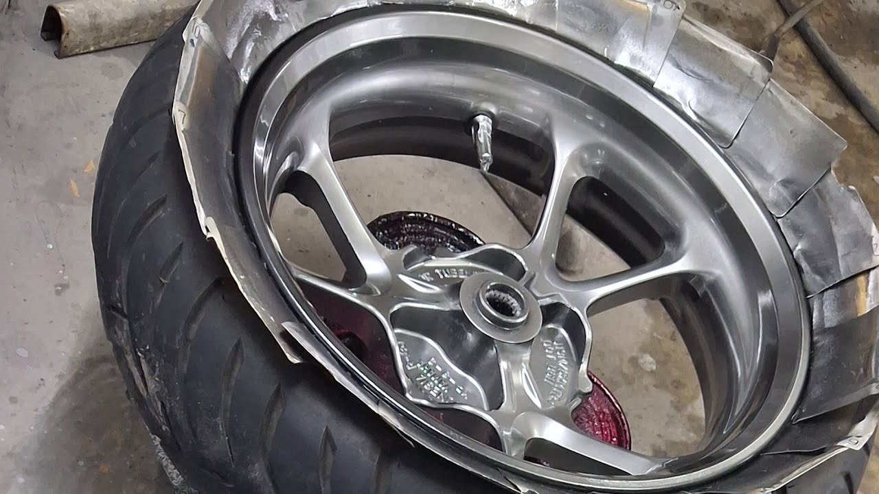 PROSES PENGAPLIKASIAN CAT SILVER CHROME 