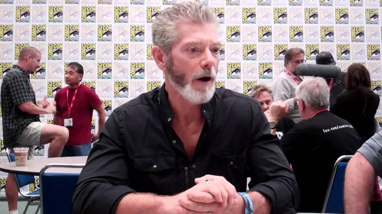 Stephen Lang Talks 'Terra Nova' At Comic Con