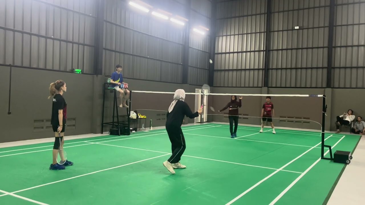 Caca/Icha VS Nadira/Icha