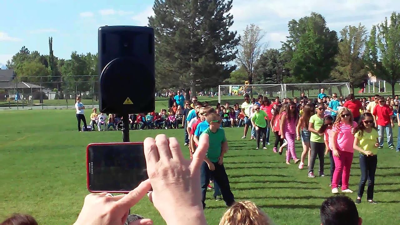 Geneva Giants 4th Grade School Dance 