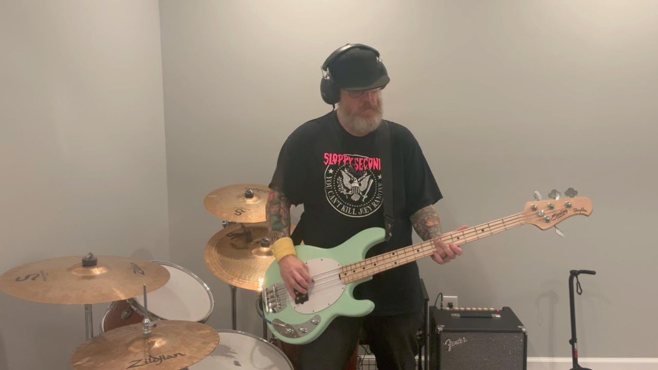 The Riverdales - Riverdale Stomp (Bass Cover)