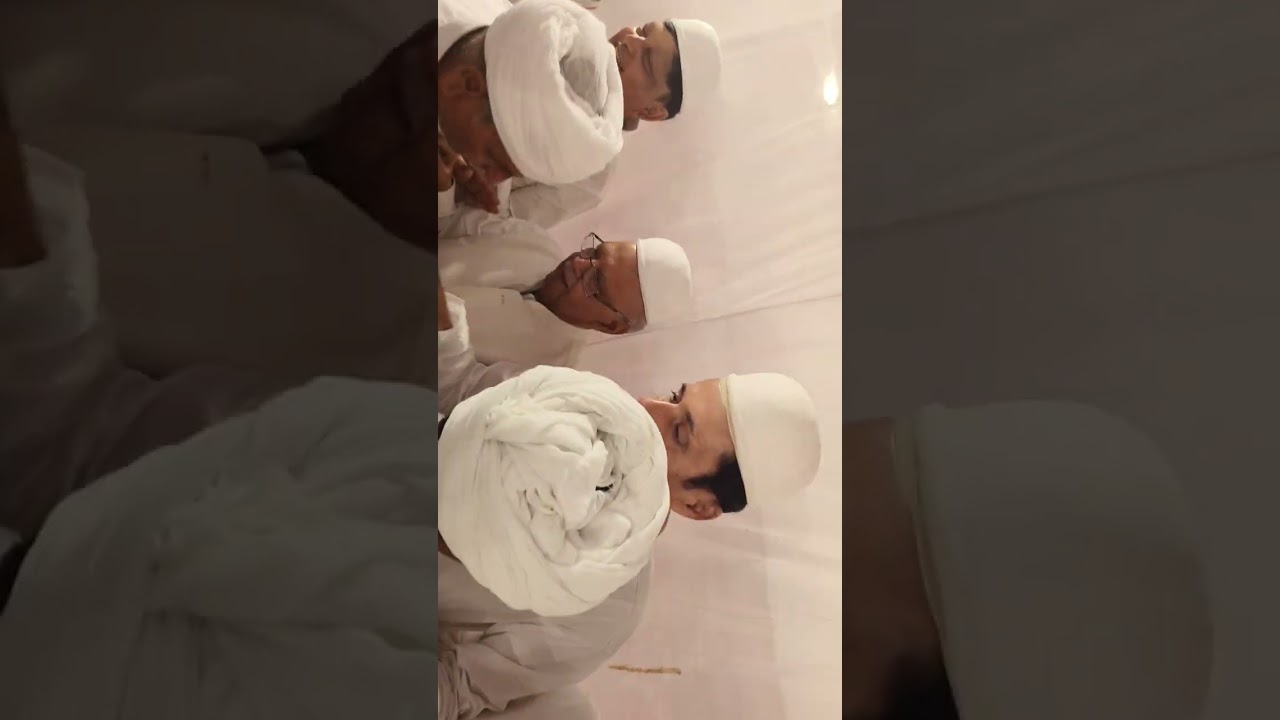 साध पूरा भंडारे मे फर्रुखाबाद की संगत दिल्ली की संगत मिर्जापुर की संगत से मेल मिलाप करती हुई 