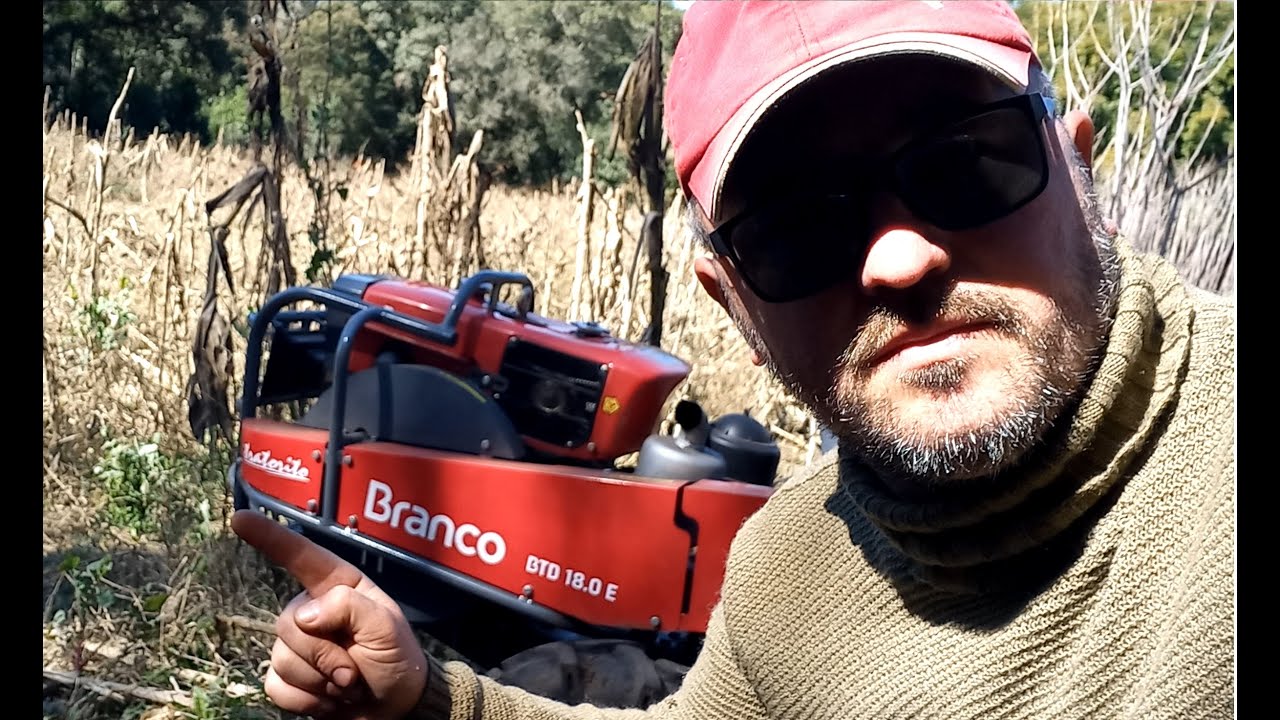 Trabalho bruto com o Tratorito Branco BTD 18.0 E (Canal Kleyton Kebrado)