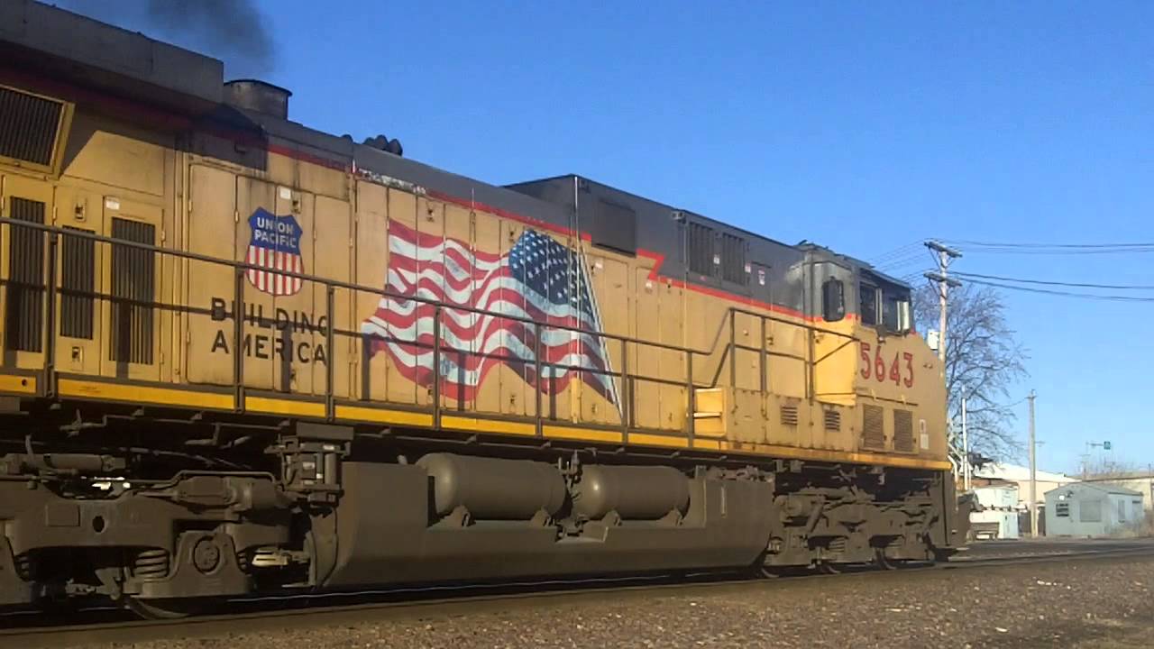 UP 5643 Leads a Short Stack Train, Rochelle, IL