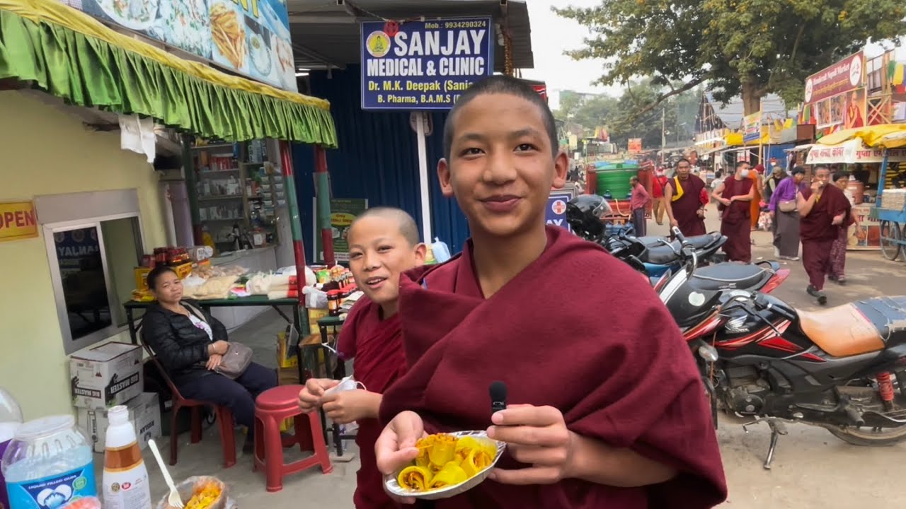 རྡོར་གདན་གྱི་ཟ་ཁང་འགའ།