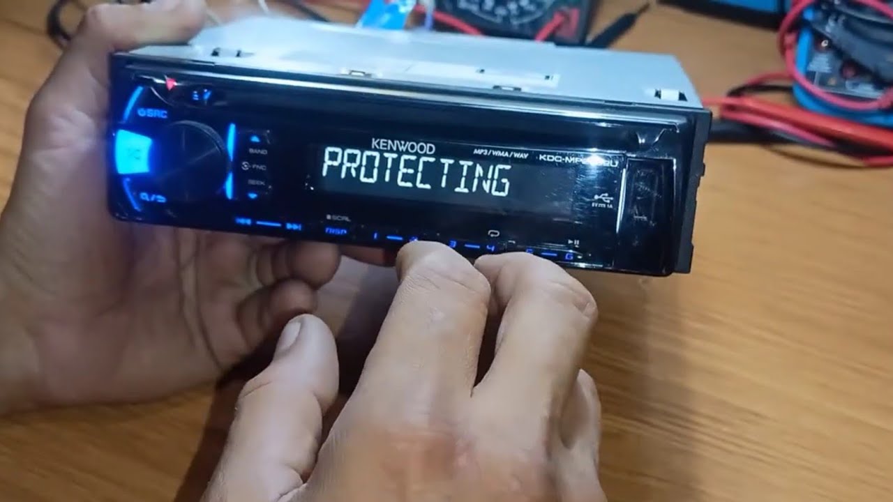 RETIRANDO PROTEÇÃO DO RADIO KENWOOD  E COLOCANDO BLUETOOTH