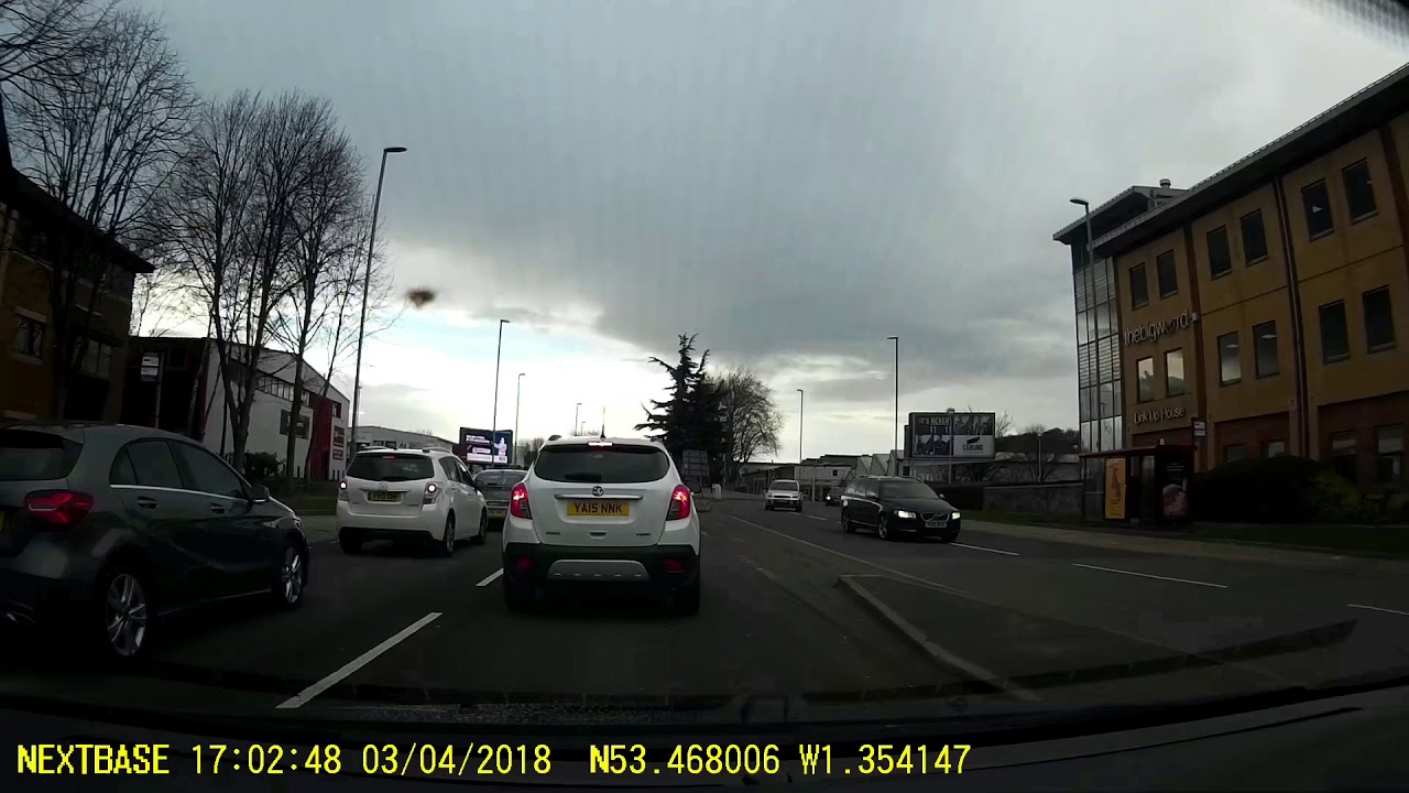 Dashcam idiots of Leeds and Blackpool