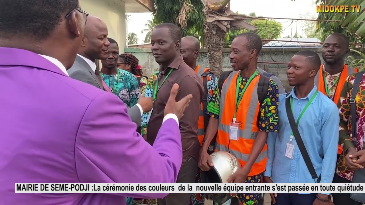 CÉRÉMONIE DES COULEURS À LA MAIRIE DE SÈMÈ-PODJI