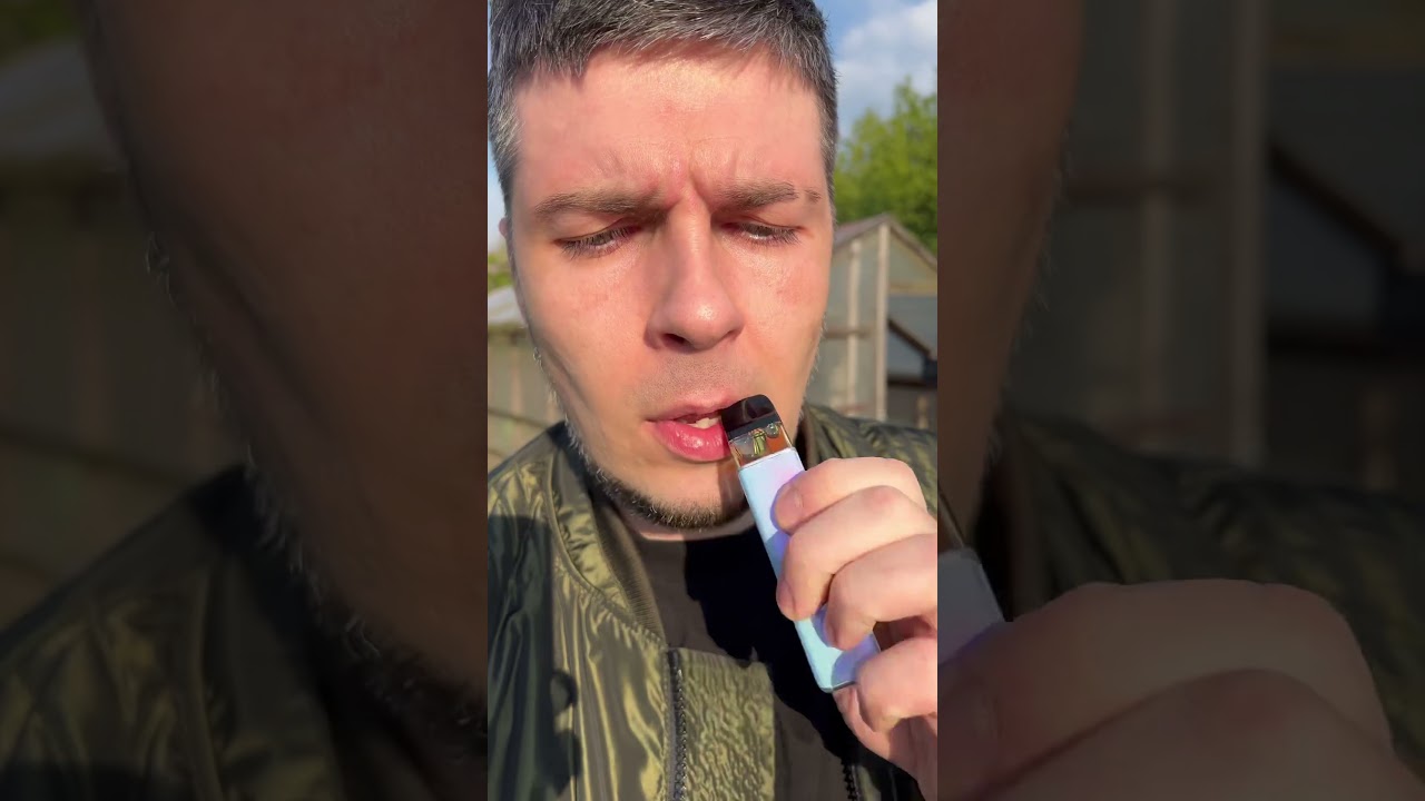 one nostril doesn't work...lol..xros 5 mini in hands #fyp #top #shorts #vaporesso