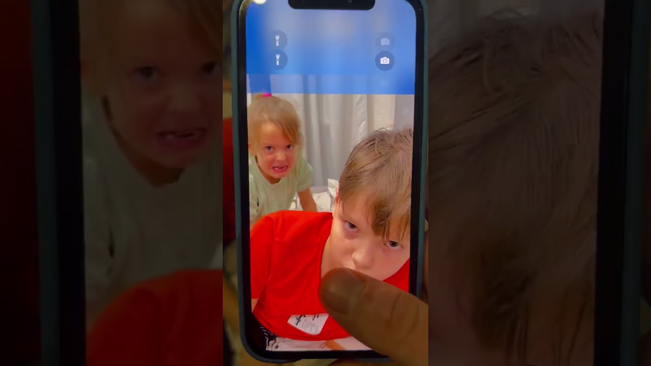 DONT TOUCH MY PHONE 😡🤣 #shorts