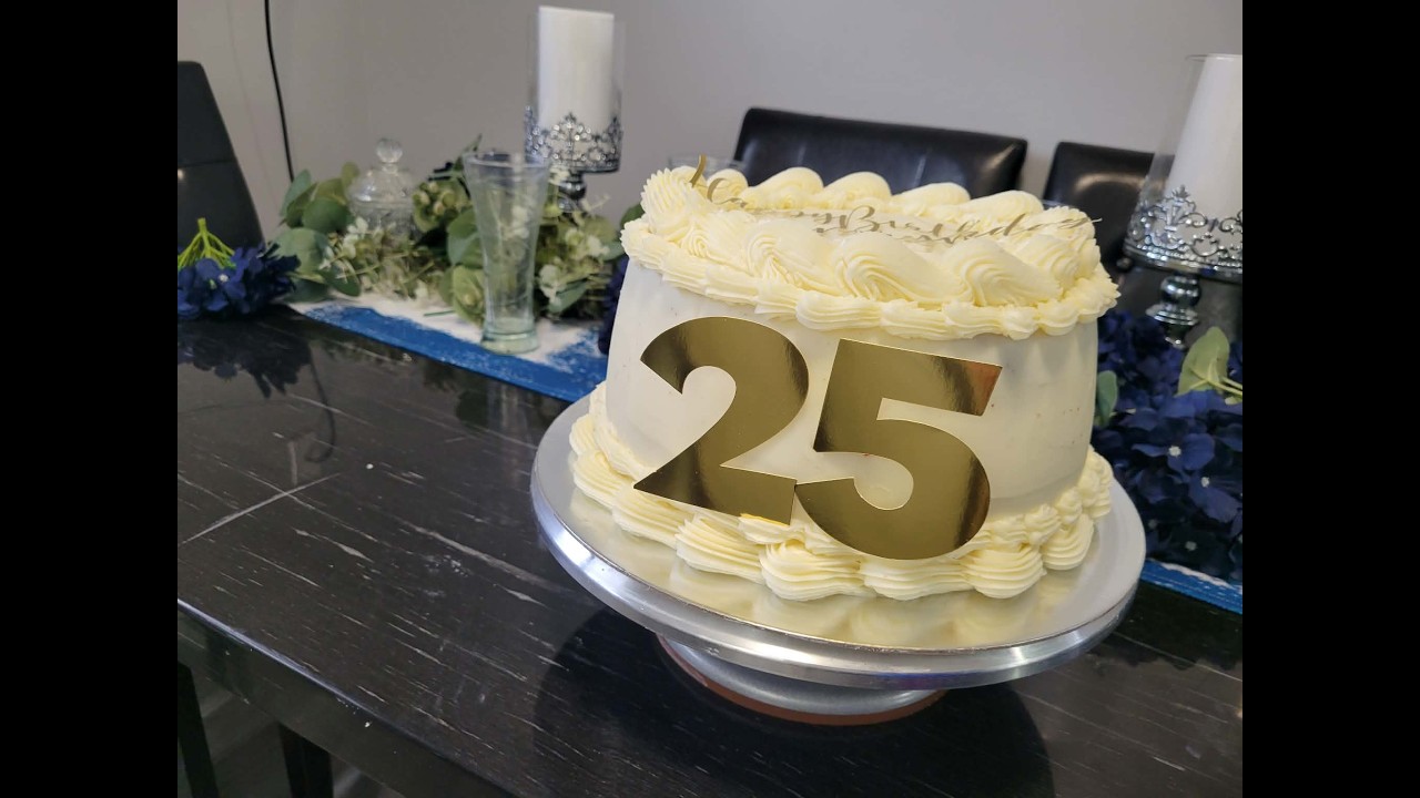 That moment when your son says he doesn't want that much frosting on his Birthday Cake.. 👀👀🎂🎂💃�
