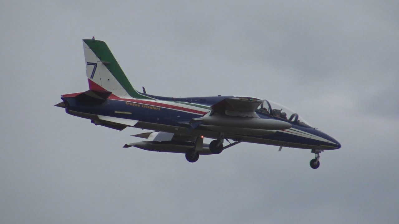 FRECCE TRICOLORI - AEROPORTO DI CERVIA 29/05/2020 (ARRIVO)
