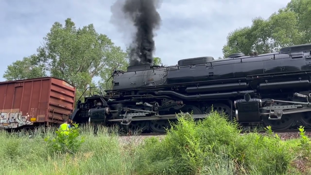 Union Pacific's Big Boy 4014 Pushes a Stalled Freight Train at Blair, NE. Complete with Wheel Slip.