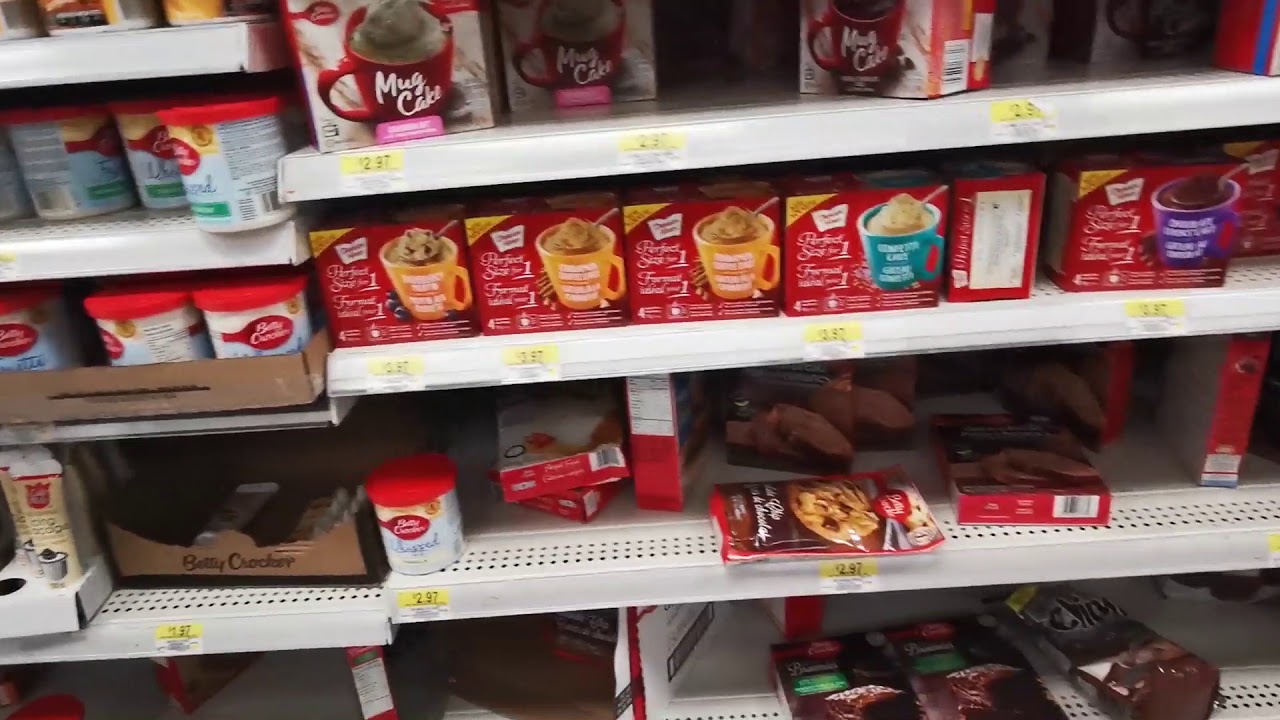 Walking around Square one / Walmart Tuesday March 16th 2020 - Coronavirus