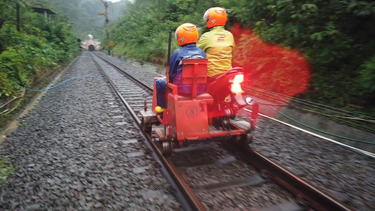PERJALANAN KE TEROWONGAN MRAWAN USIA 112 TAHUN - Gunung Gumitir Jember Jatim