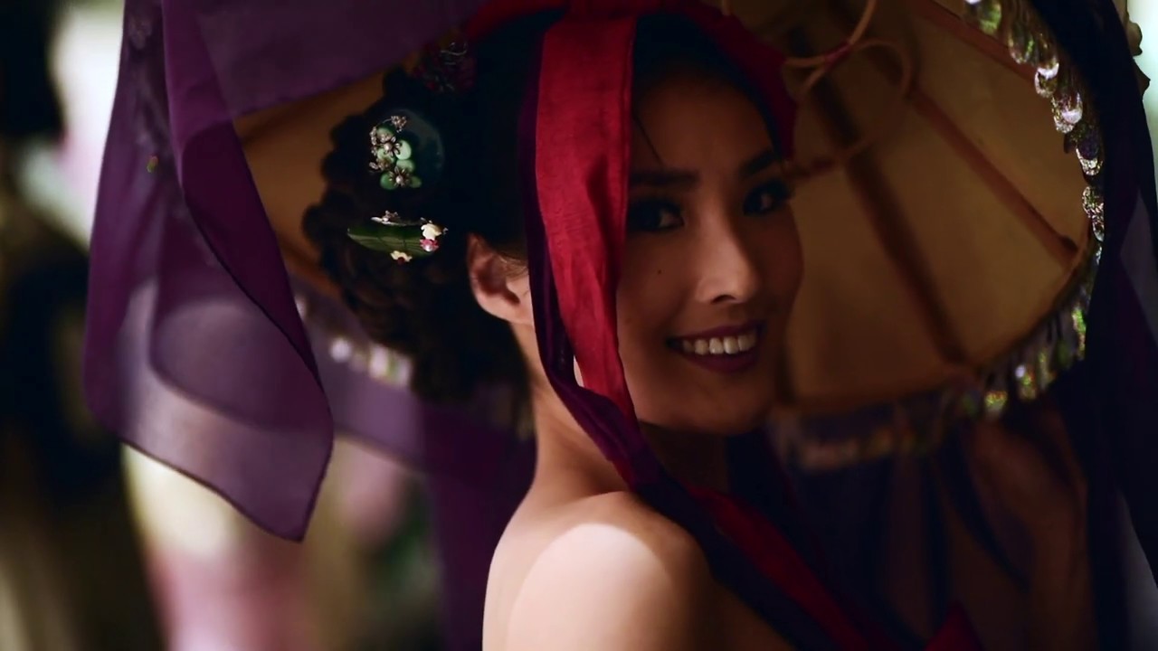 LEEHWA Wedding + South Coast Plaza: Modern Hanbok (한복) Couture Fashion Show