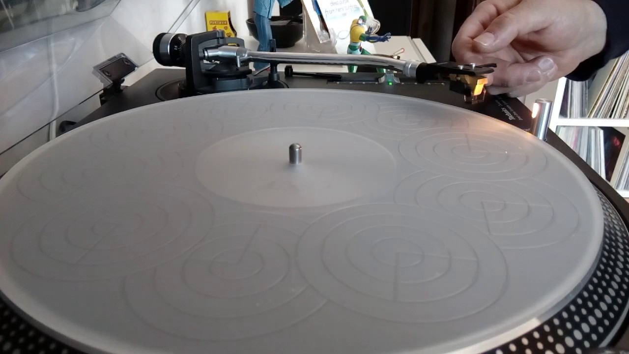 Regolazione peso testina giradischi