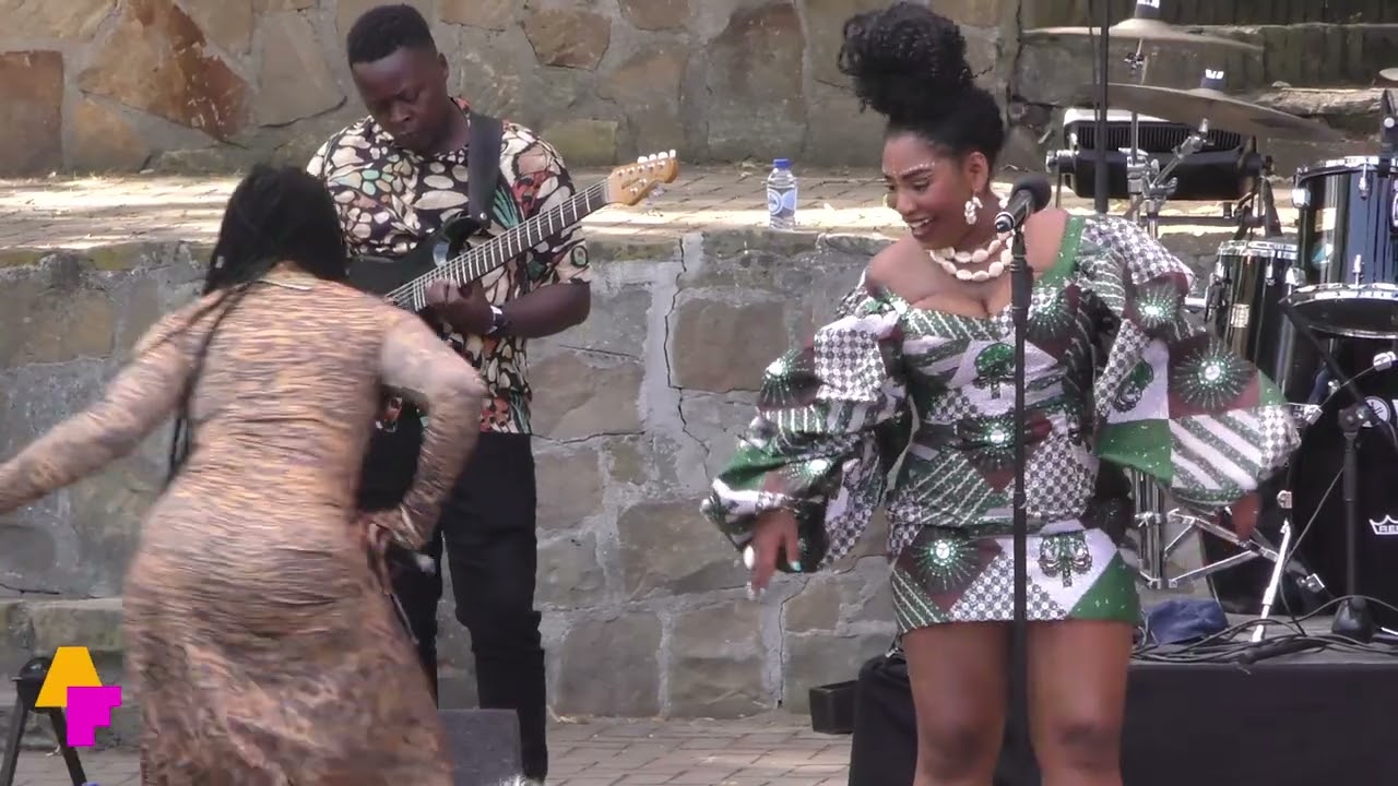Bandé Gamboa - Riba Bass Di Mi - Live at Afrika Festival Hertme 2022