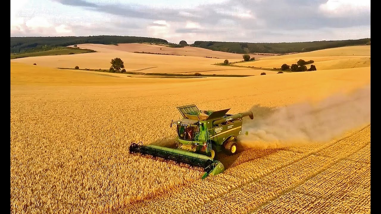 John Deeere - 3x S 680i, S690, 8345R, 8430 Horsch DAŇHEL AGRO a.s. ZemAgro Strážovice