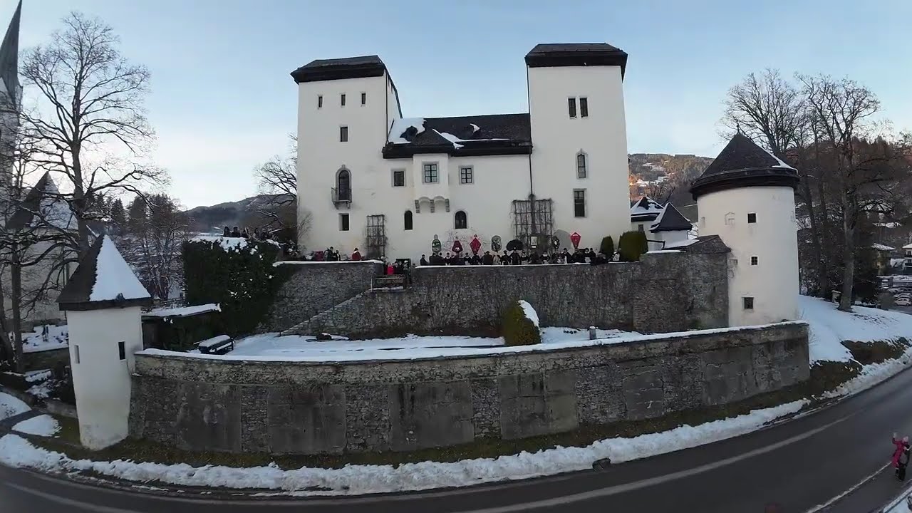Schloss Café Goldegg - Perchtenbesuch 2025
