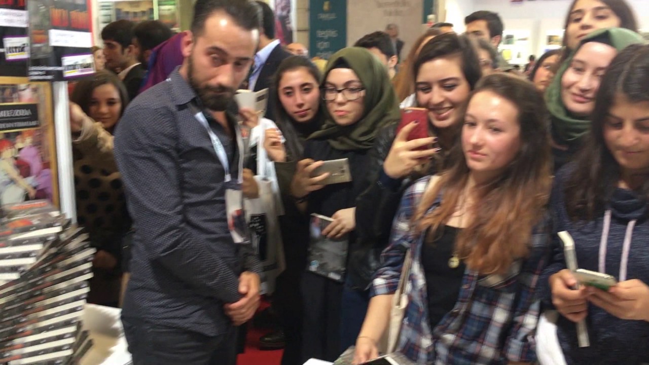 Ferman Akgül - Osmanlı Cadısı Tırnova | TÜYAP İmza Günü (13.11.2016)
