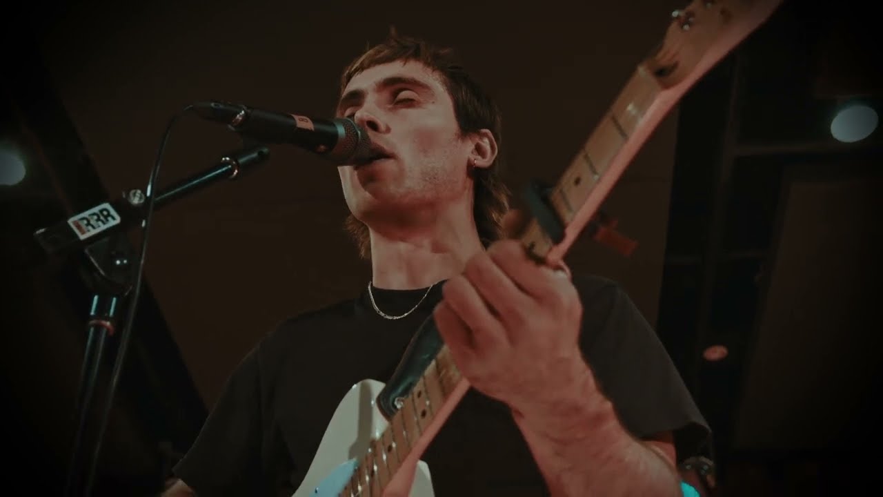 Floodlights – 'Painting of My Time' (Live at Triple R)