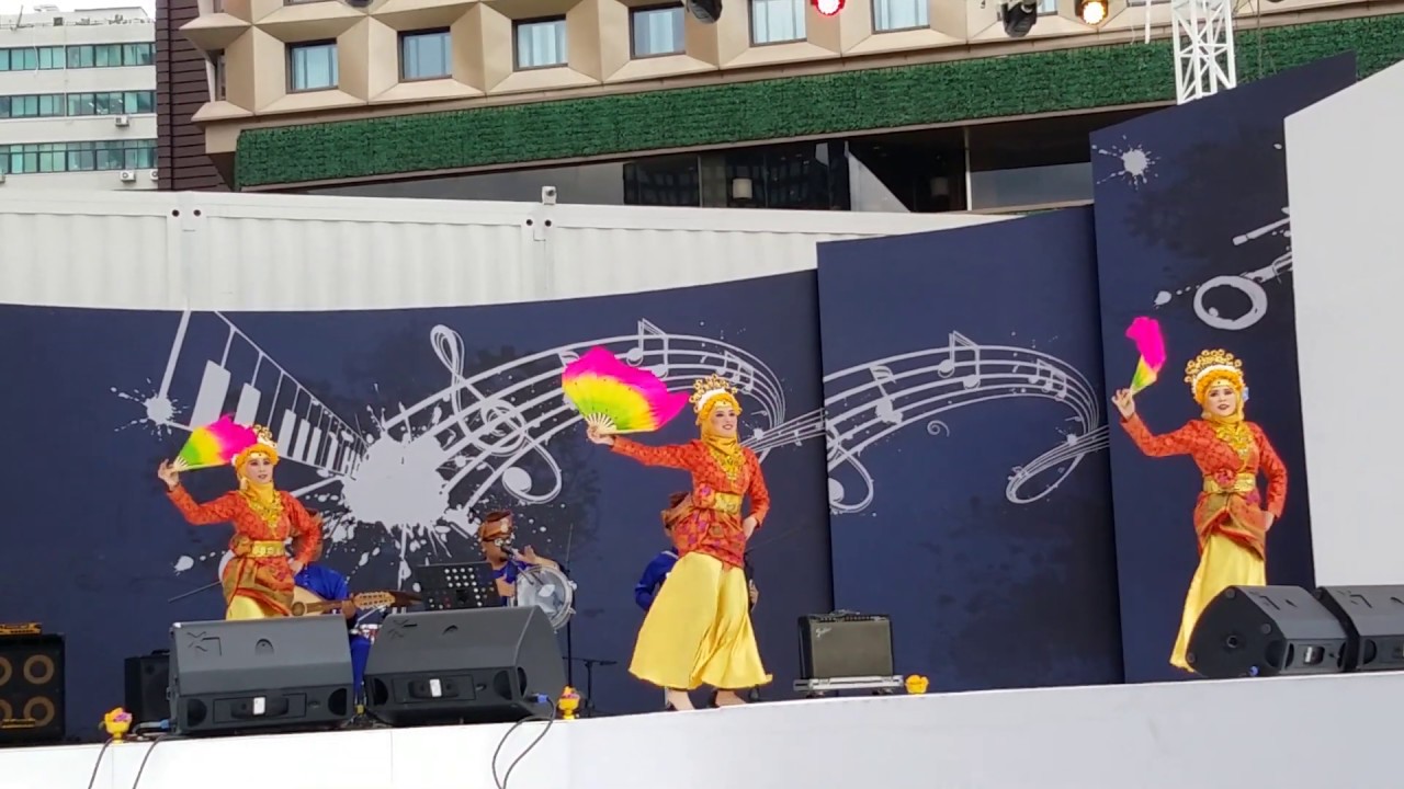 Brunei traditional dance and music 브루나이 전통문화공연 이라마바테라