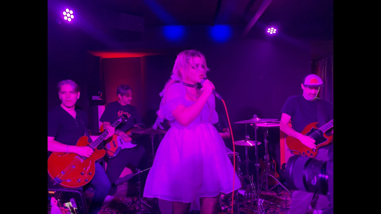 THE PILL live Ono2