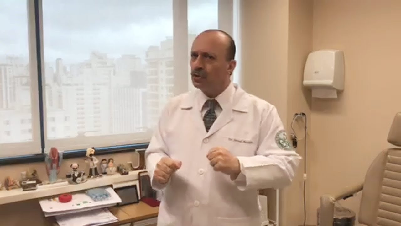 Criança pode mamar deitada?