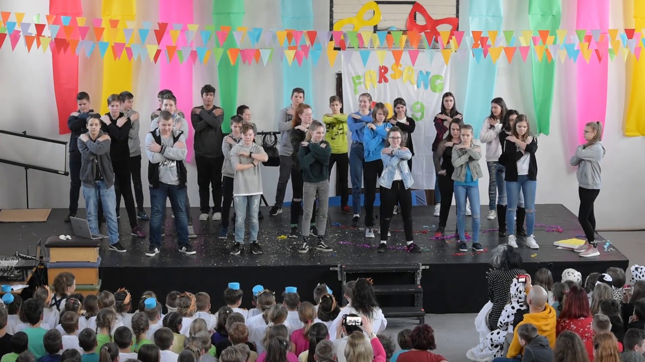 Farsang 2019 - a 7. osztály tánca