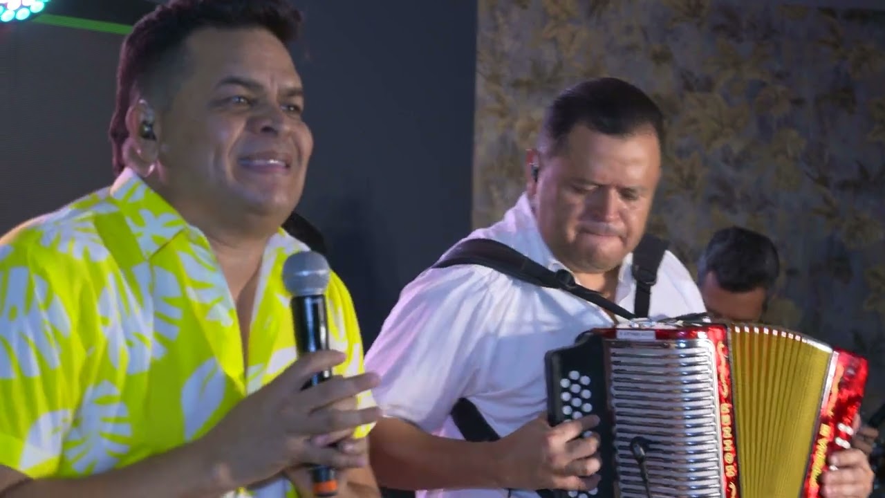 SOBRE LAS NUBES - En Vivo - Edinson Brito El padrino & El Coco Zuleta  -  En   JRr Valledupar