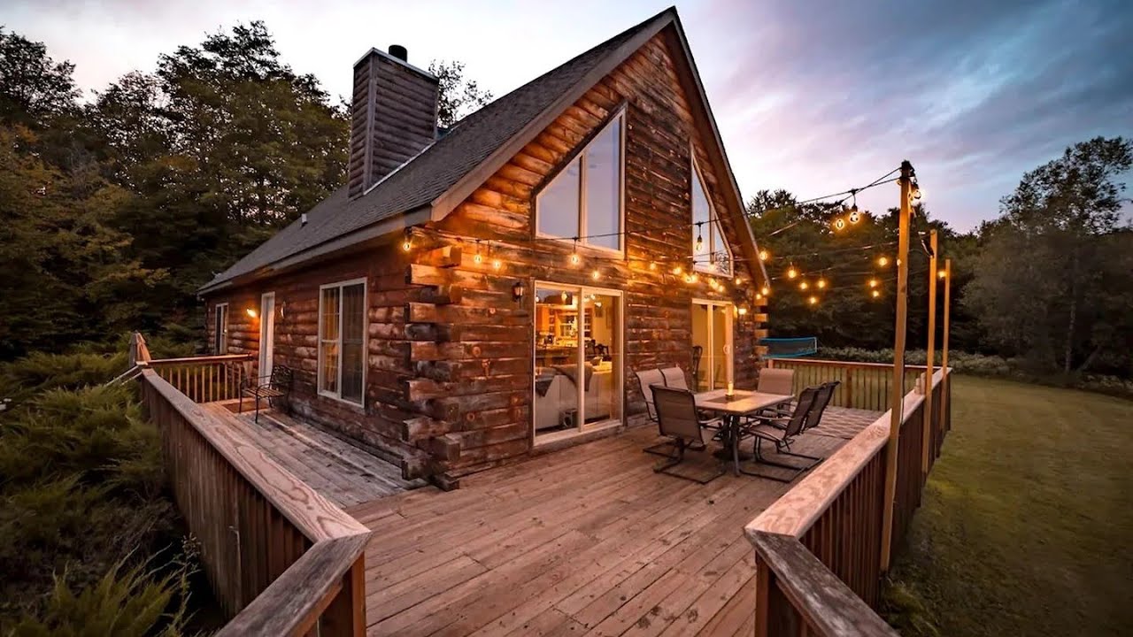 Incredible Cabin with a Spa and Movie Theater In Livingston Manor, New York