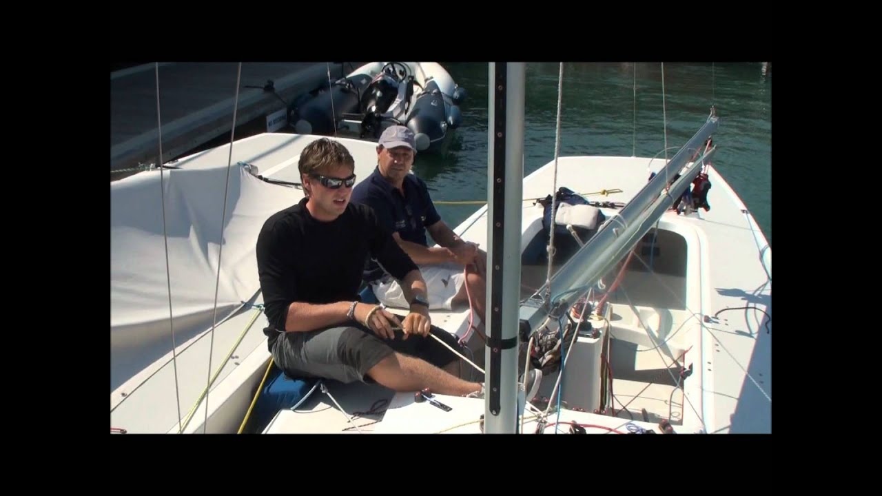 Etchells How to guide Part 2 2, Pole on the wrong side