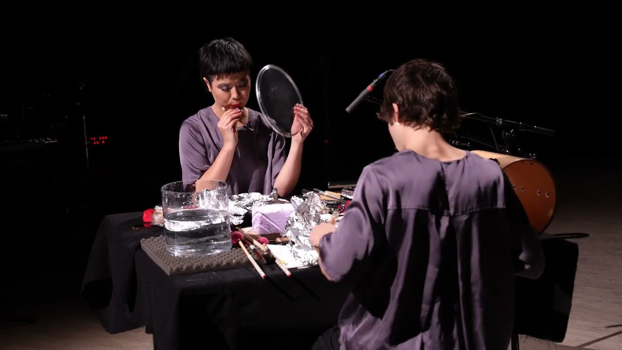 Elizabeth Jigalin: EARBUDS (2024)