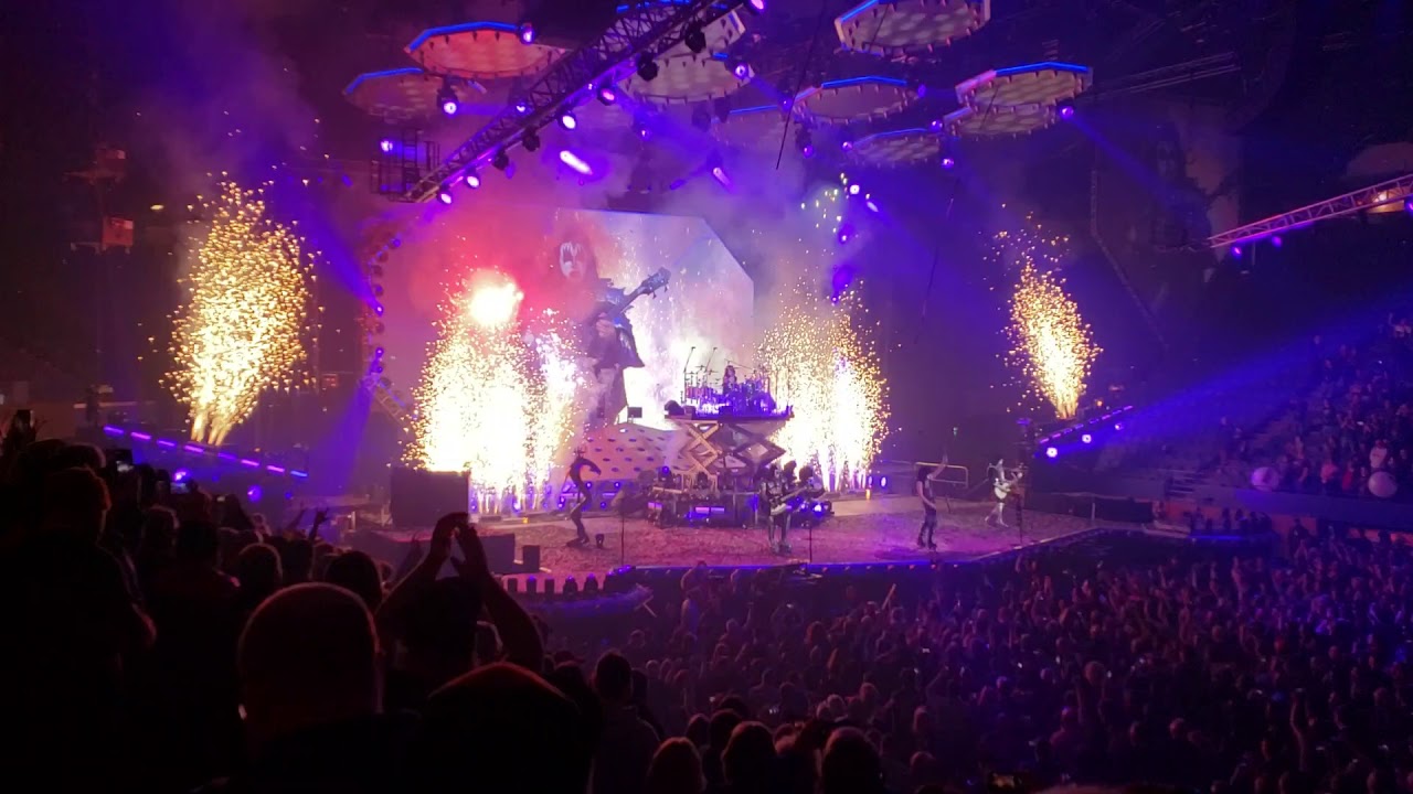 KISS Closing Pyro Lexington Kentucky