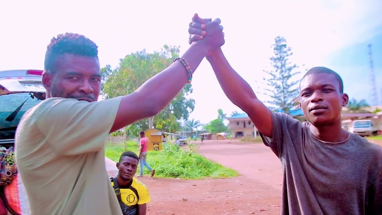 Bijoux Bilelo-le Grand Mouyondzi clip officiel vidéo -muntuta 7k