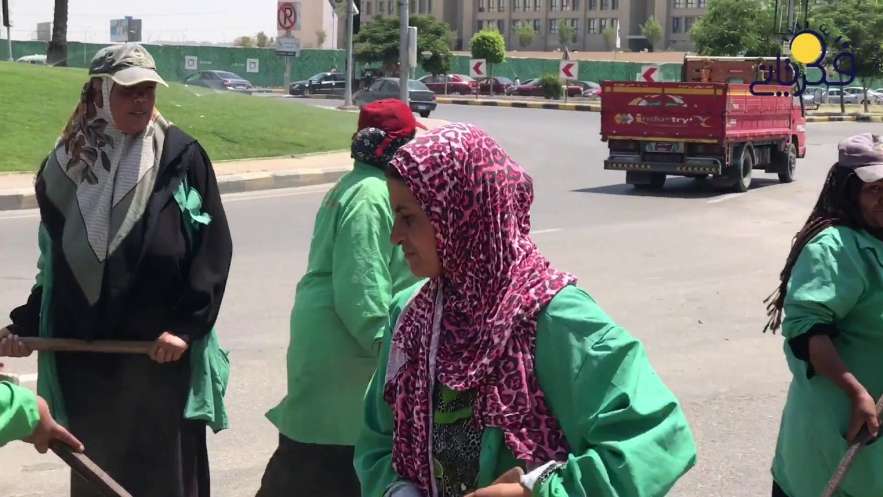معاناة عاملات النظافة بعد التعويم وارتفاع الأسعار