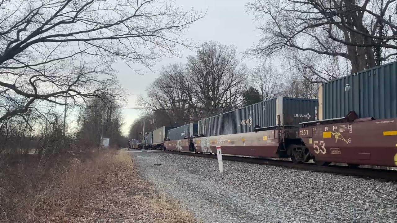 CSX 1875 “P&LE” passes lewis lane Havre de Grace Md
