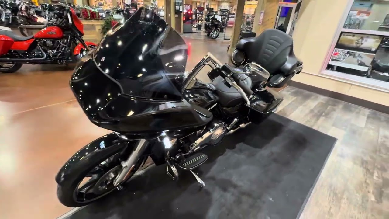 2020 Harley-Davidson FLTRX Road Glide - 107 ci M8 engine - Rinehart exhaust - Detach tour pack