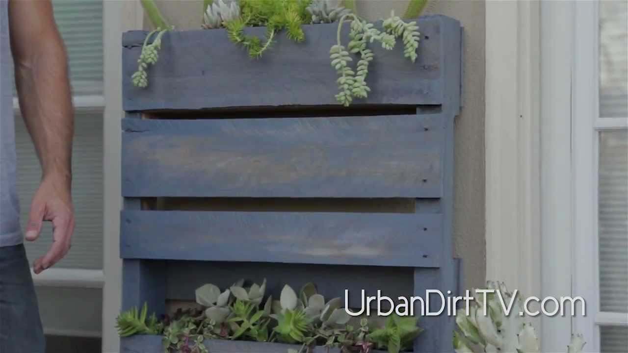 Building a Vertical Pallet Garden (2.13)