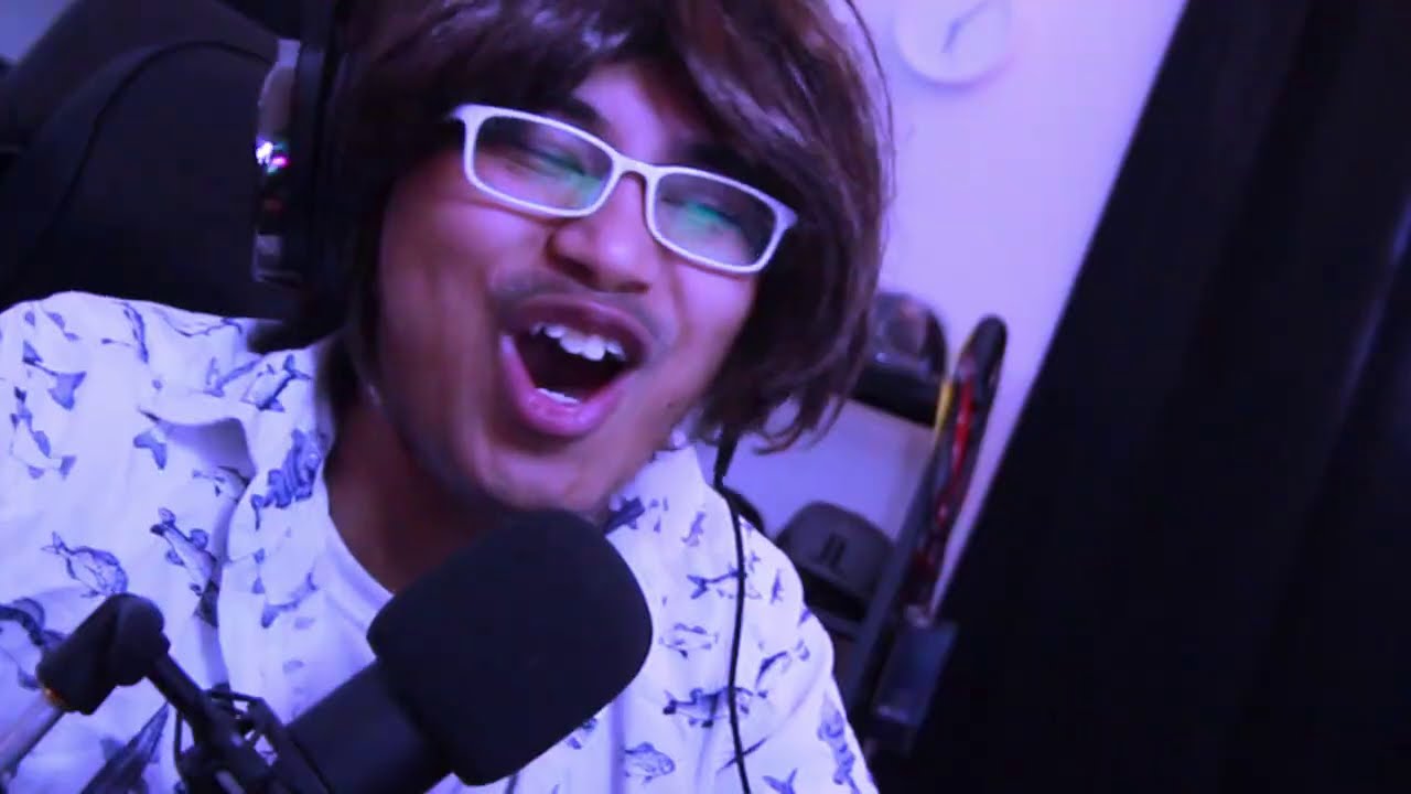 REACT TO RANDOM VIDEO