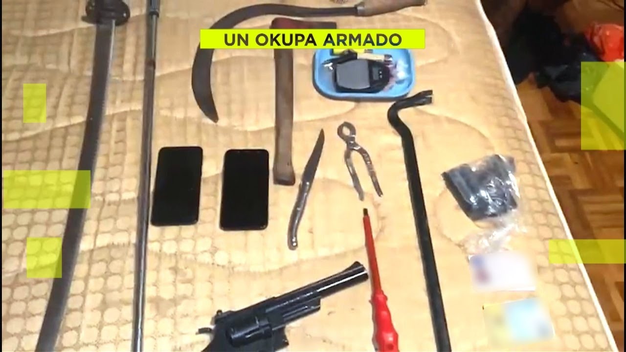 Encuentran un arsenal de armas en la vivienda okupada de Villaviciosa de Odón