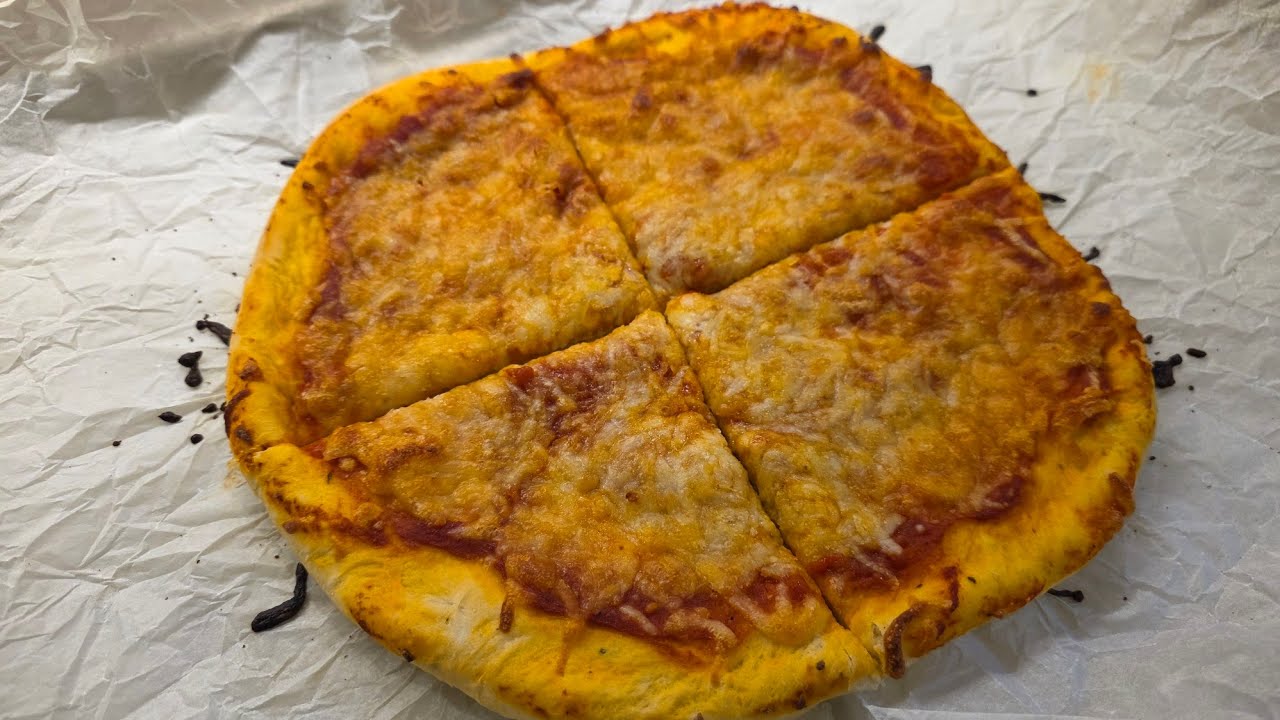 🍕 How to make Pizza - a Baking Tutorial 🍕