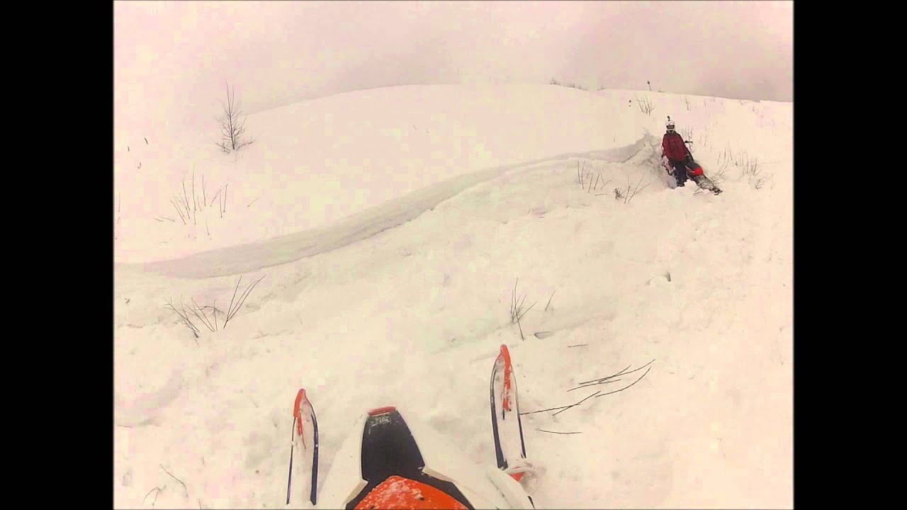 2012 Arctic Cat xf 800 vs 2012 Polaris Assault 800