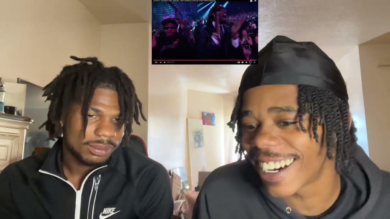 Cardi B - Bongos feat. Megan Thee Stallion (Official VMA Performance) [REACTION]