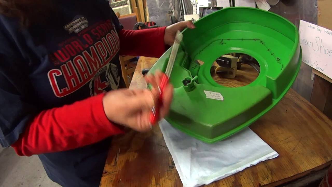 Changing the Pet Cock Gasket on a Lawn Boy F Series engine