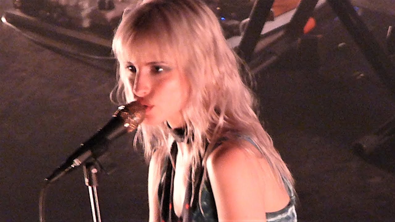 Paramore - I caught myself - Live Paris 2017