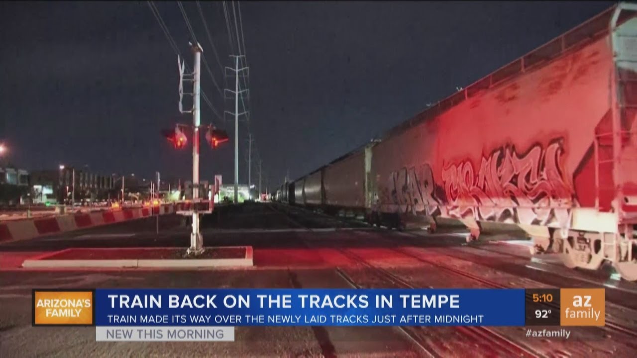 First train since derailment, bridge collapse rolls through Tempe